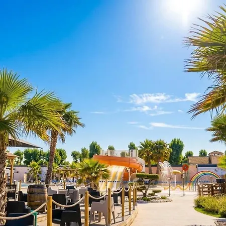 Campsite Les Sables Du Midi